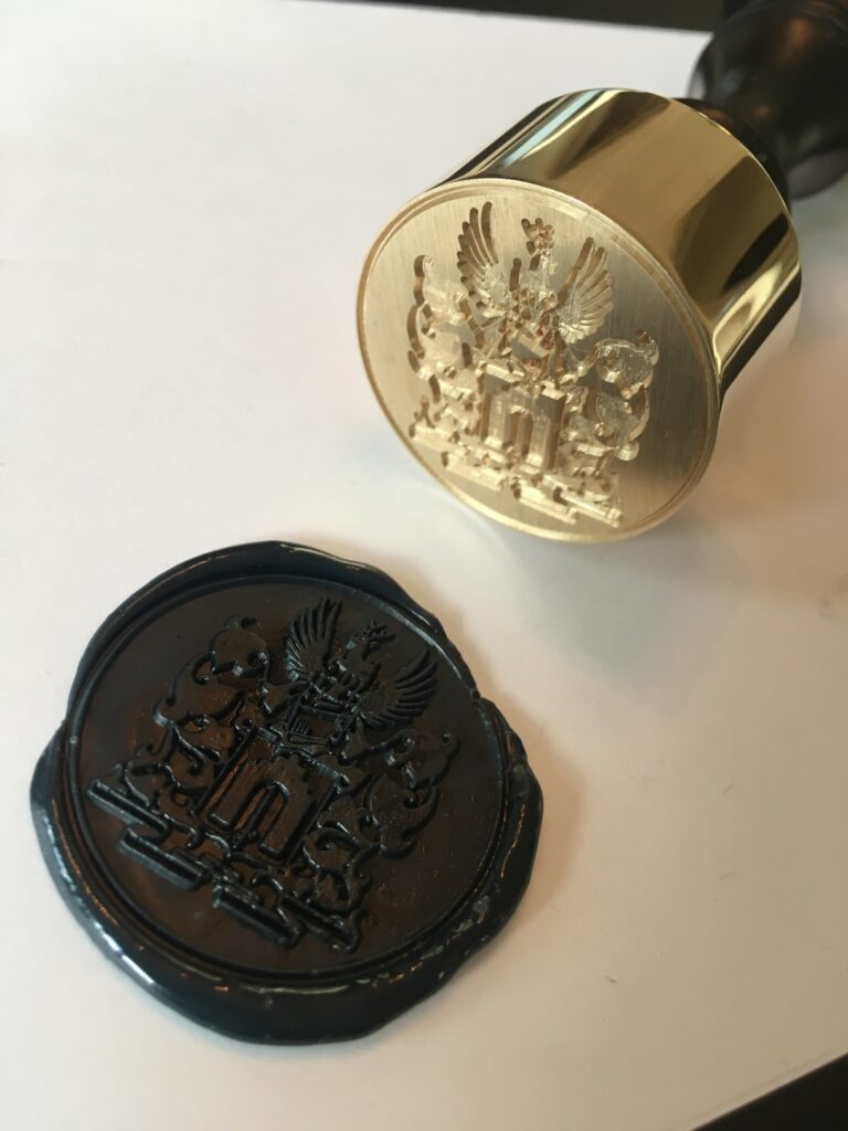 Första Lacksigillet är levererat från vår nya ”Artshop”